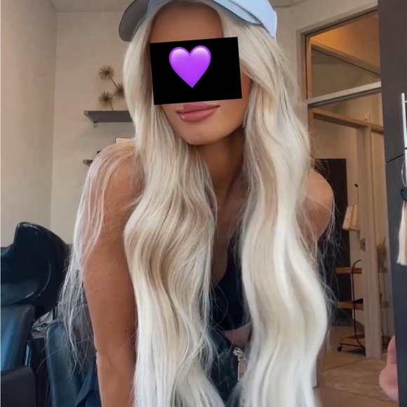 Light Ash Blonde Hair Extensions - Picture 4 of 4